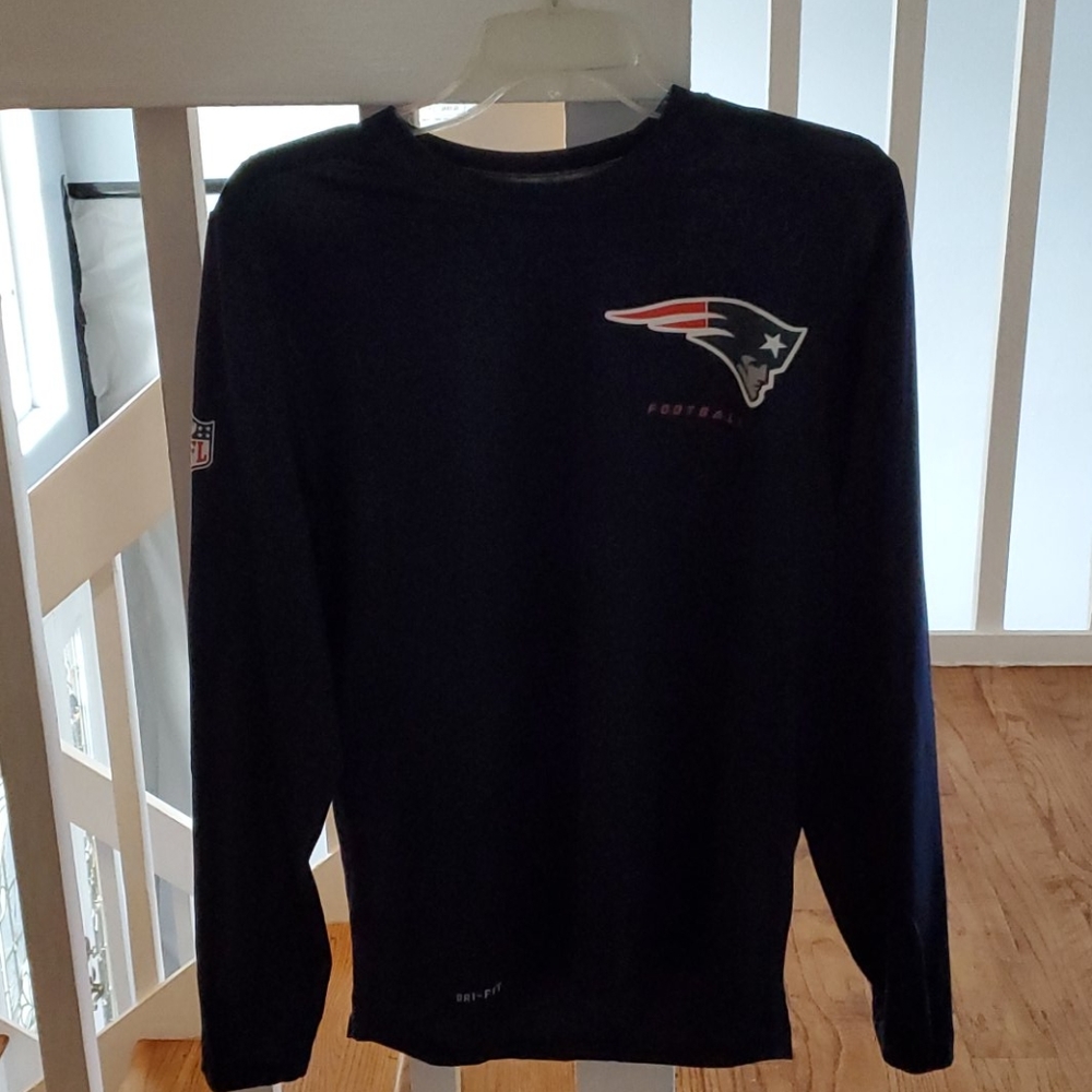 NFL Men's long sleeve New England Patriots shirt